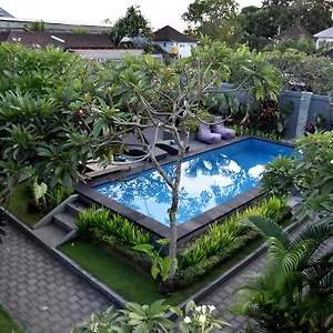 La House Apartahotel