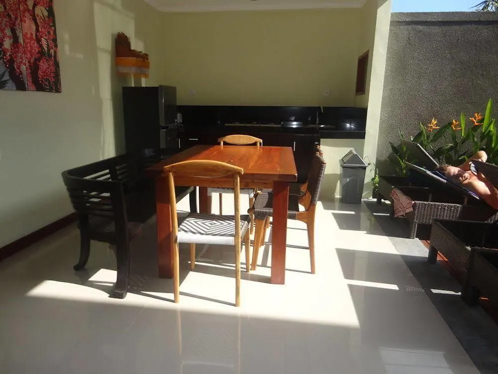 *** Konukevi Md Guesthouse By Best Deals Asia Hospitality Seminyak Endonezya